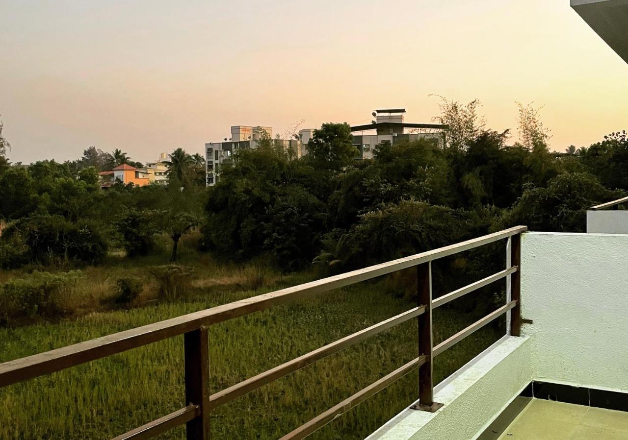 Scarlet Resort Alībāg Zewnętrze zdjęcie