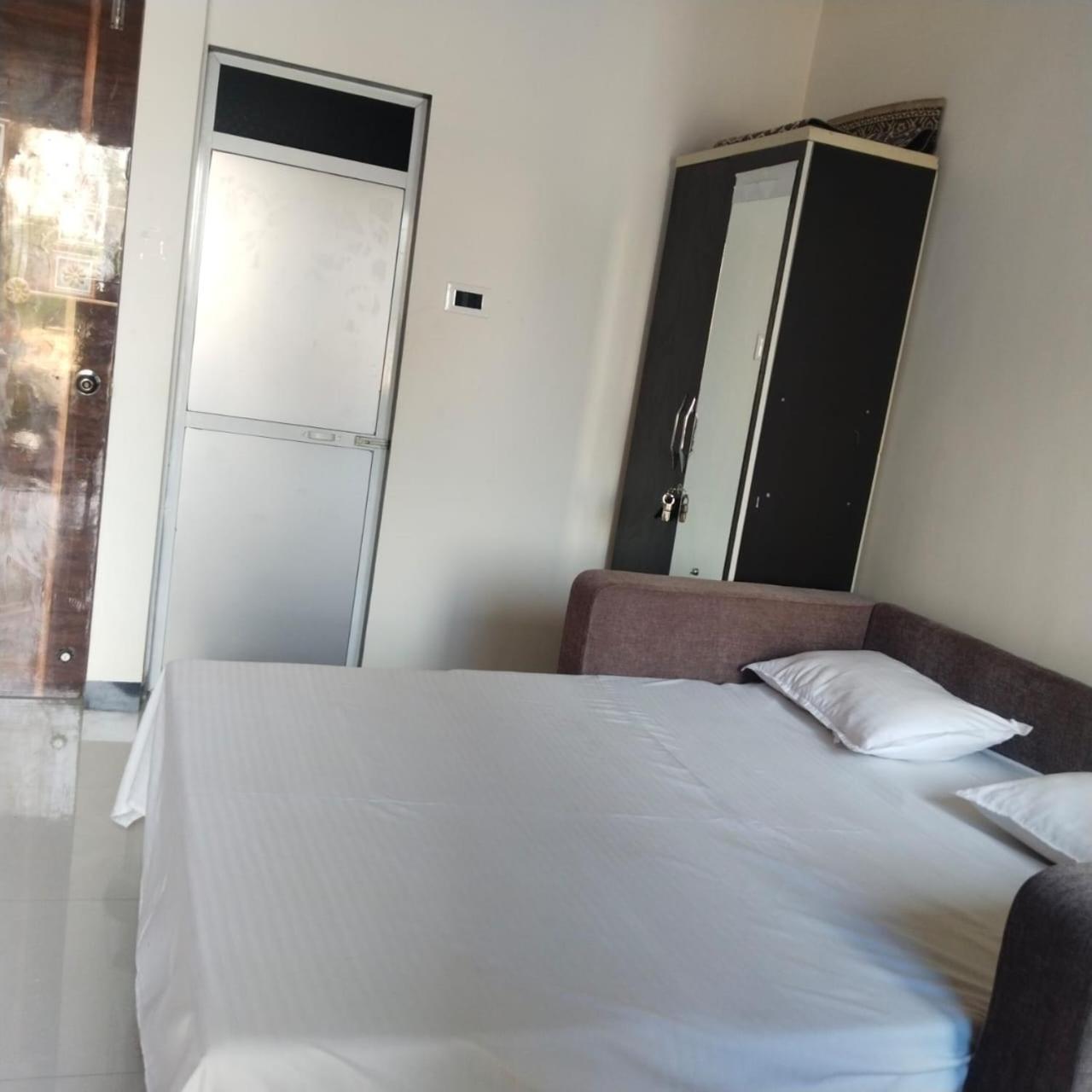 Scarlet Resort Alībāg Zewnętrze zdjęcie