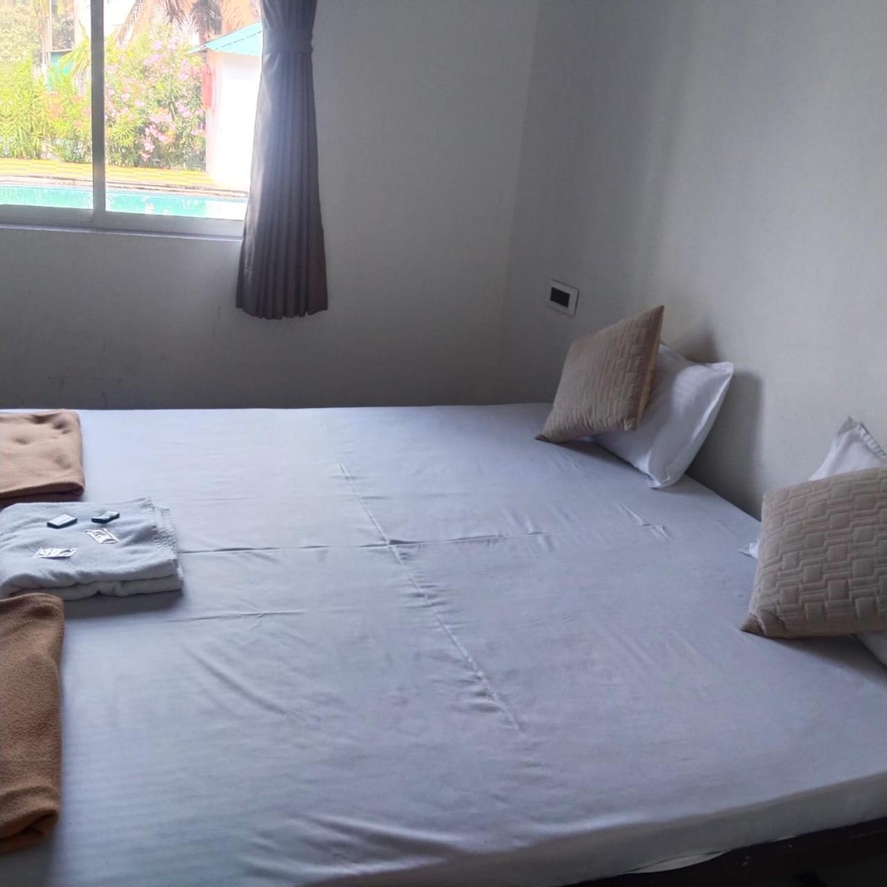 Scarlet Resort Alībāg Zewnętrze zdjęcie