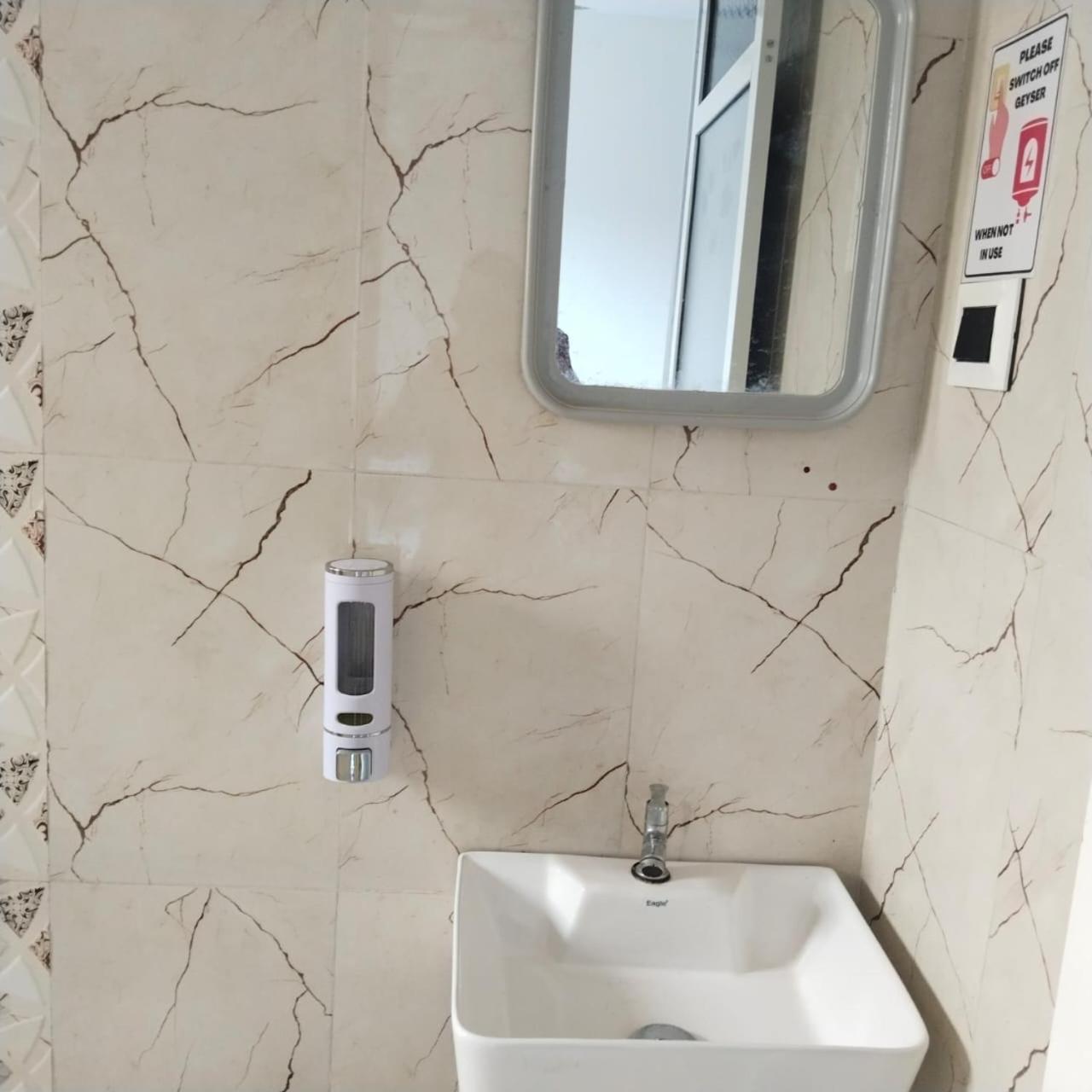 Scarlet Resort Alībāg Zewnętrze zdjęcie